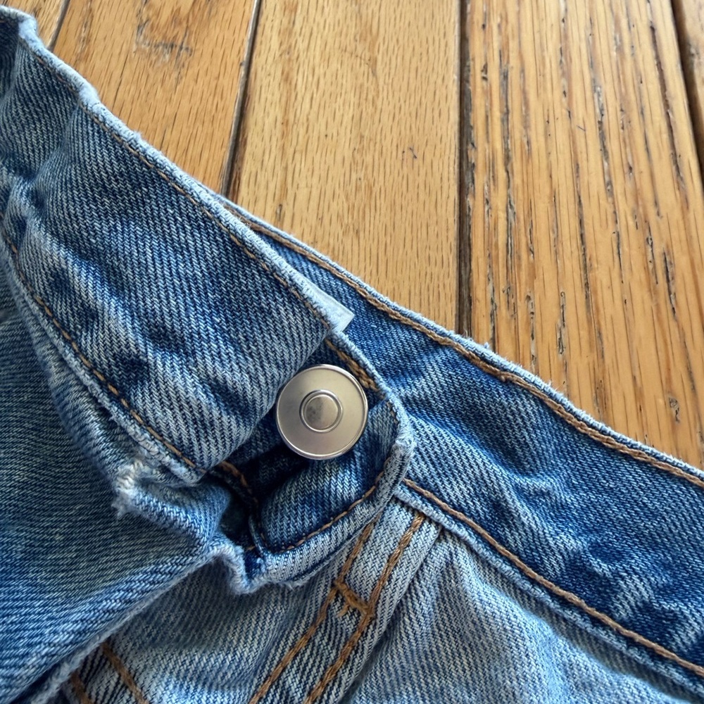 ZARA CROSSOVER WAISTBAND JEANS - MISSING BUTTON - Picture 5 of 7
